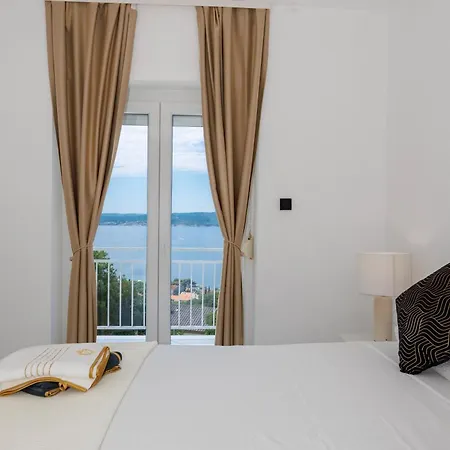 Villa Royal Elysee *